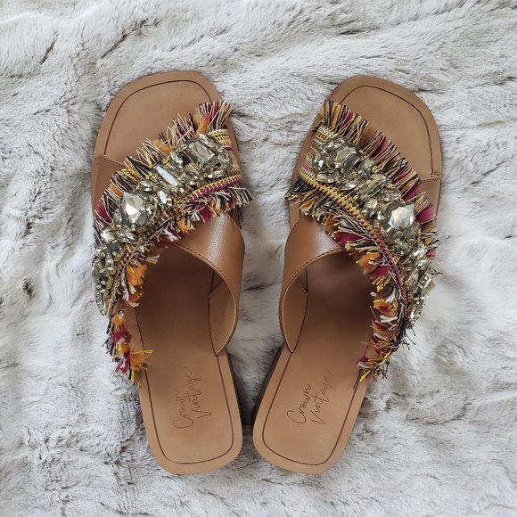 Crown Vintage Sandals - Picture 1 of 2